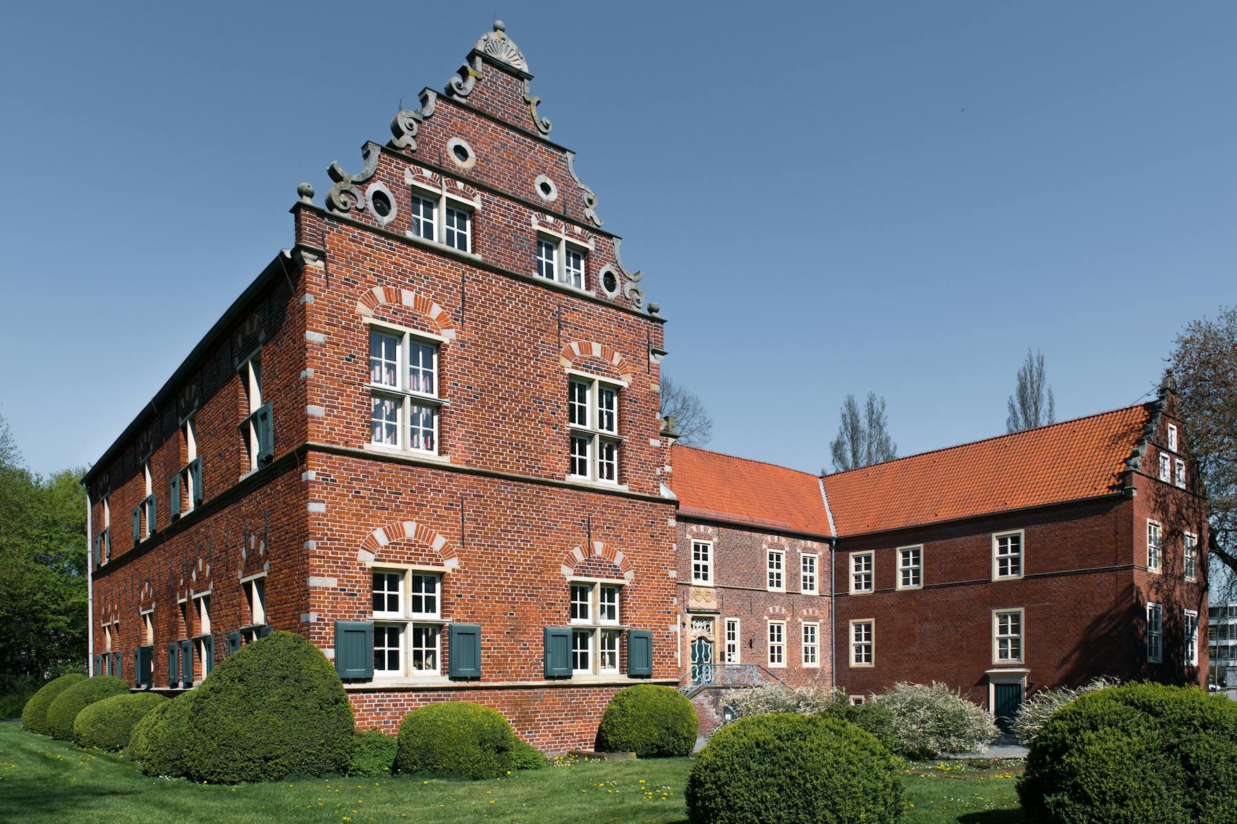 Ostfriesische Backsteinarchitektur als Motiv für Hesel